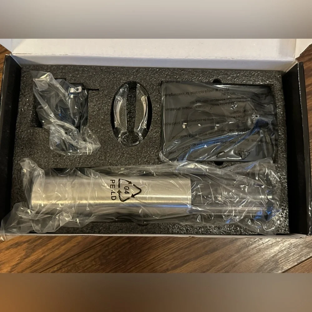 Brand new Secura electric wine opener!